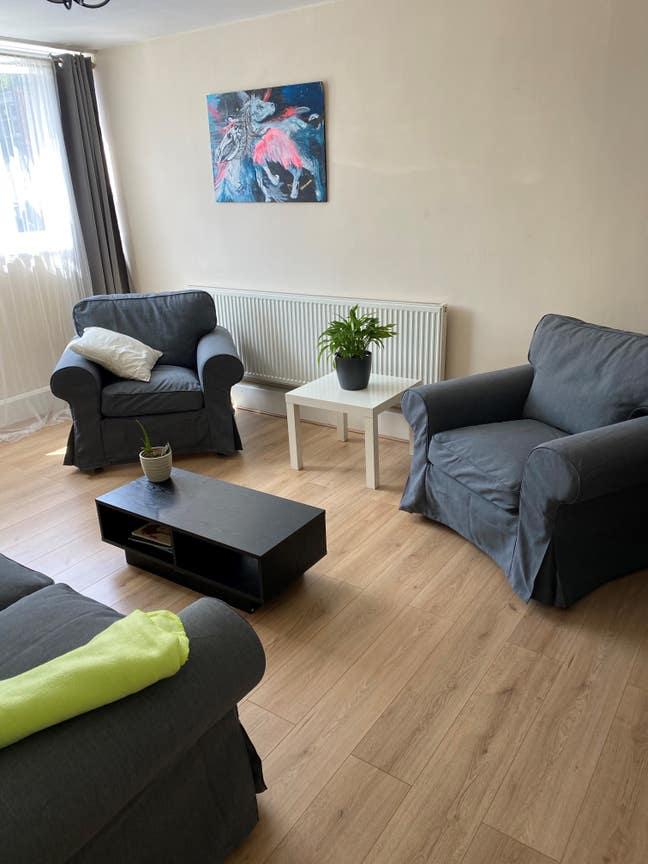 Spacious 3 Double Bed Flat Near Clapham Junction Main Photo