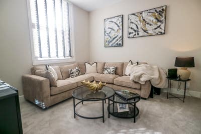 6 Luxury En-Suite Rooms with Communal Cinema Room Main Photo