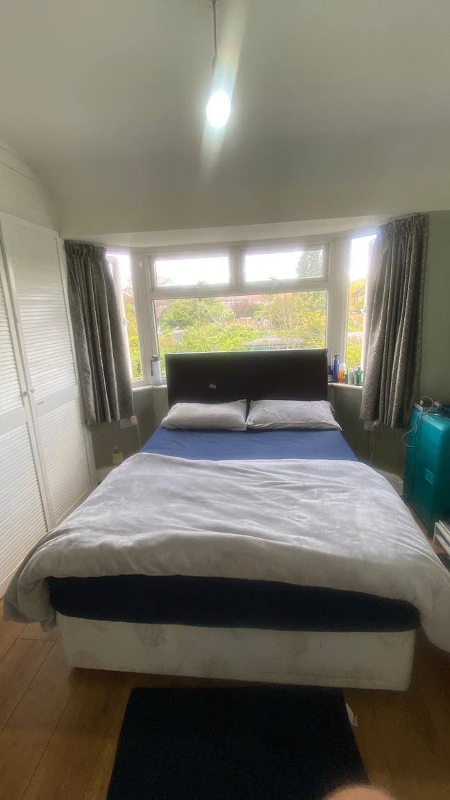 Furnished Double  with 2Baths Kingston New Malden  Main Photo