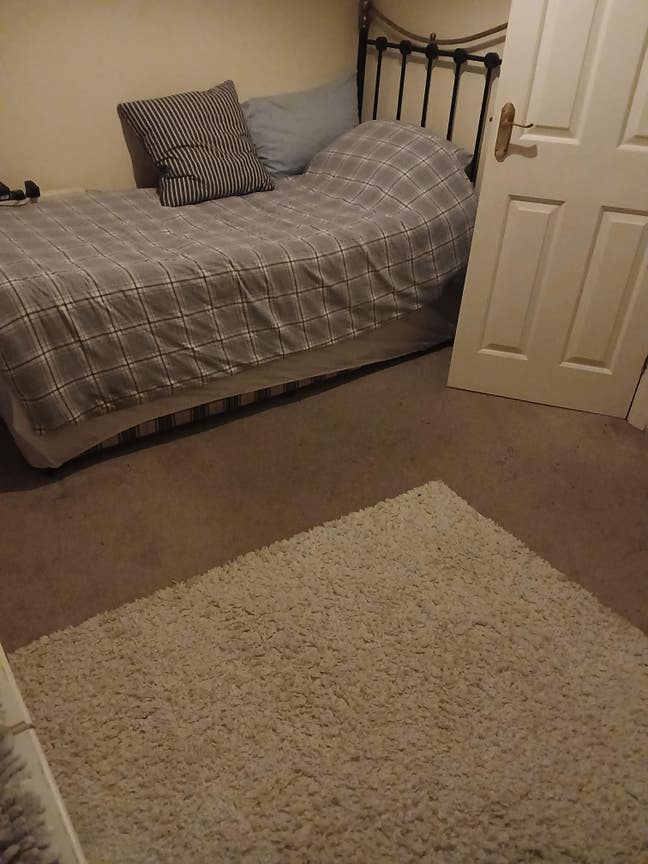 Room available  Main Photo