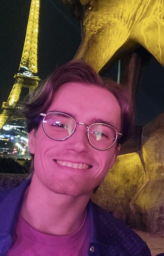 Looking for a room 2 night a week Main Photo