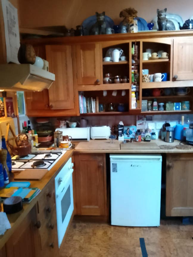 Lovely light single room for rent Main Photo