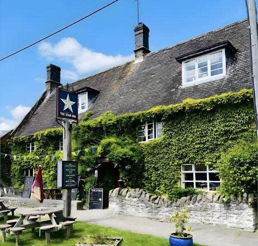 3 rooms available in village pub near to Banbury  Main Photo