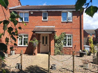 Large Double Room - Available Aug 25th Main Photo