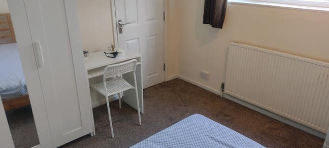 Farnborough Cove Walking distance to Station Town Main Photo