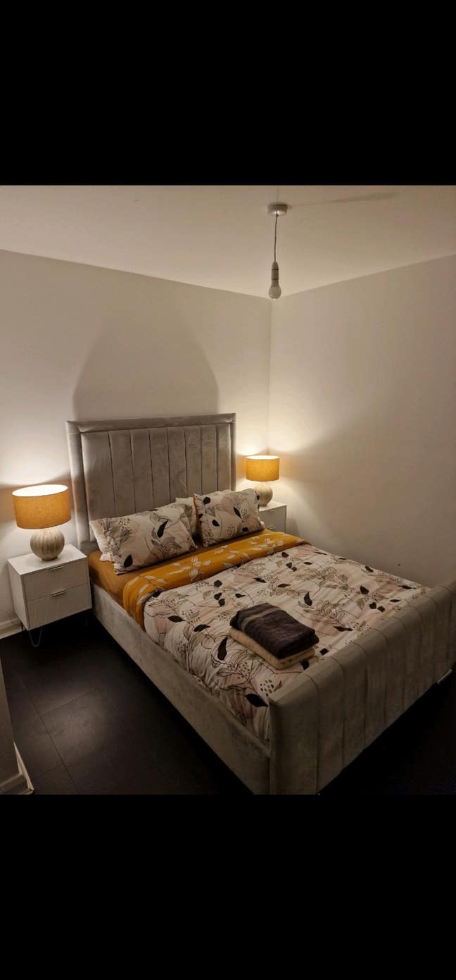 Room in Swinton  (Moorside) Main Photo
