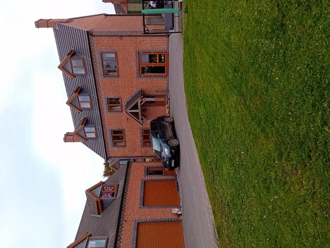 En suite room avaliable between ashby and woodvill Main Photo
