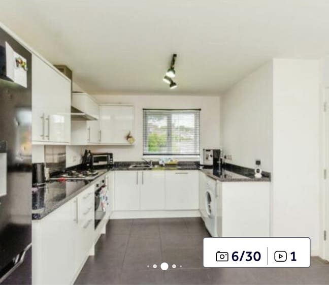 Lovely rooms! All Bills included Walsall centre  Main Photo