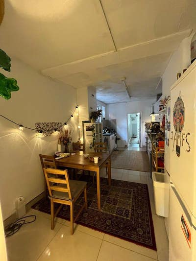 Small cosy dbl room Main Photo