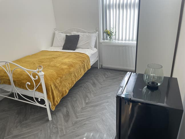 1 stunning en suite room  Main Photo