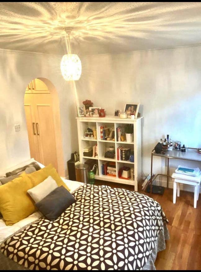 Large Bright Double Bedroom Main Photo