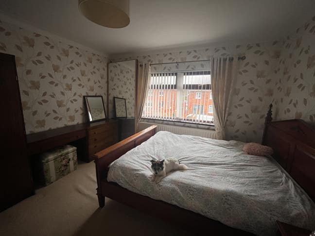 Room in Balmoral Main Photo