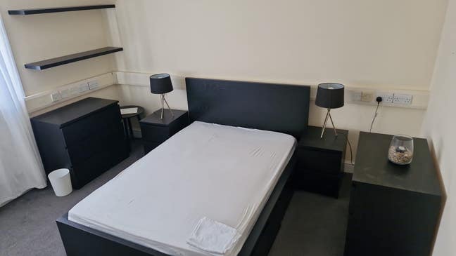 A Room for rent in Colindale  Main Photo