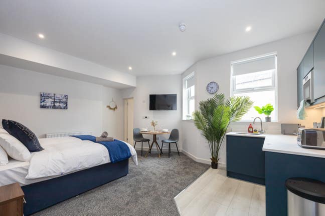 🏡 Folly Apartment | Eden Project Morecambe Main Photo