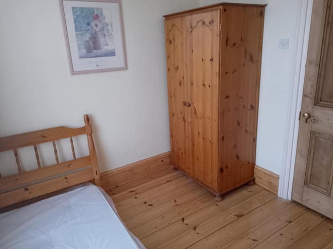 A peaceful room to make your home Main Photo