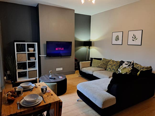 🔥 Premium 4-Bed Student House For 2026! Main Photo