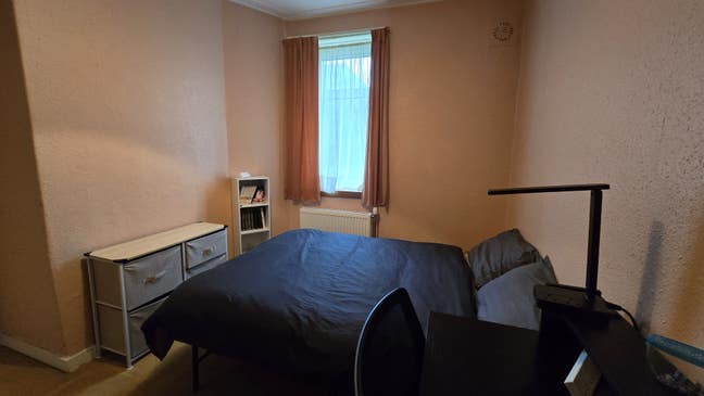 Cozy Double Bedroom in 2bed Flat (bills included) Main Photo