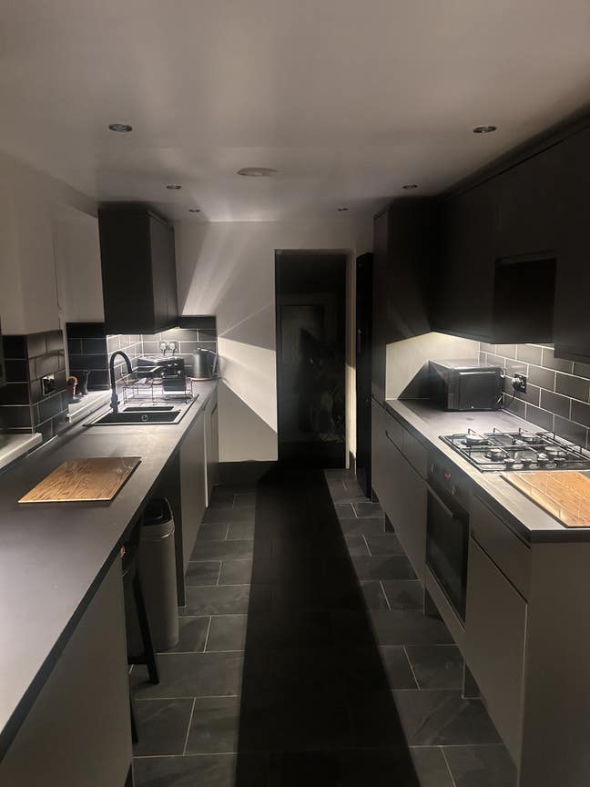 Massive Double Bedroom. Main Photo