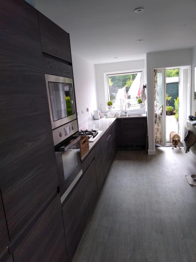 Double Bedroom available  Main Photo