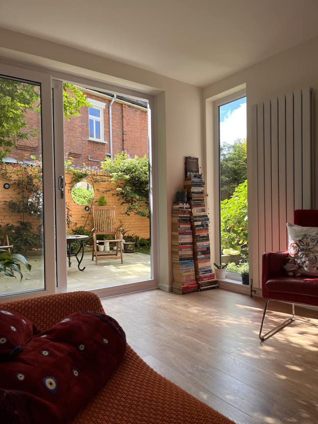 Peaceful home, nestled in the trees  Main Photo