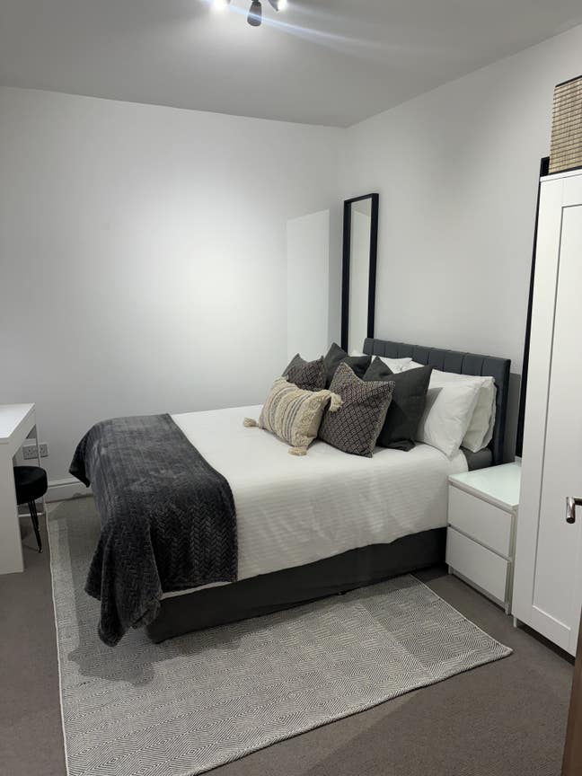 1 bedroom flat  Main Photo