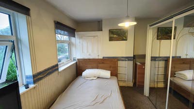 Double room to let in Wembley Main Photo