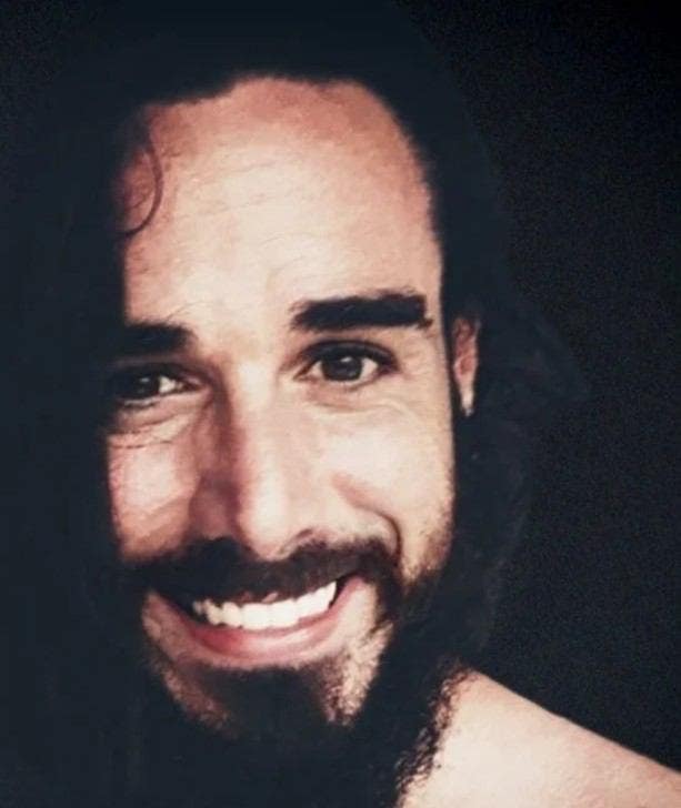 Looking for accommodation.  Main Photo