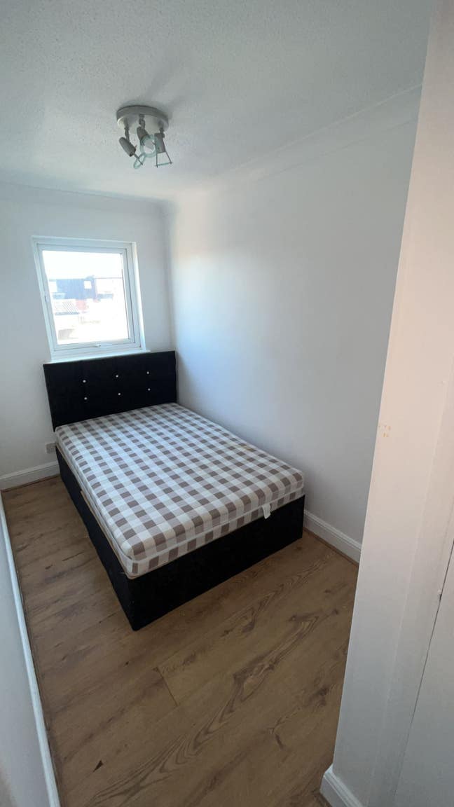 Superb one bedroom  Main Photo