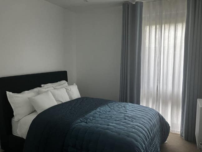 2 min to Train - Luxury Double Room - Bills Incl. Main Photo