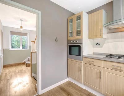 1 Double bedroom to rent Main Photo