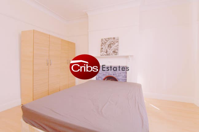 Double Room Available in Morden Main Photo