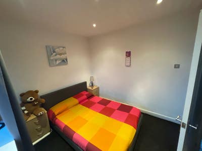 Double bedroom Main Photo