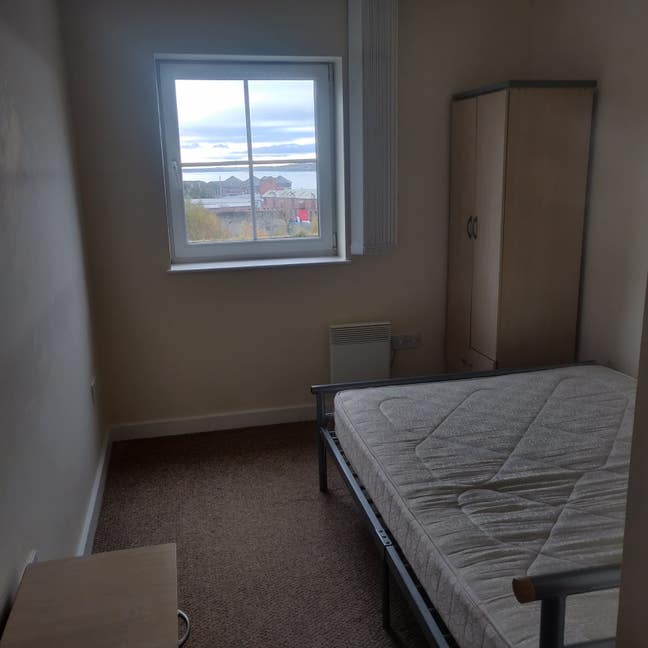 Double Bed Room with Bathroom, 2 Bedroom Flat Main Photo