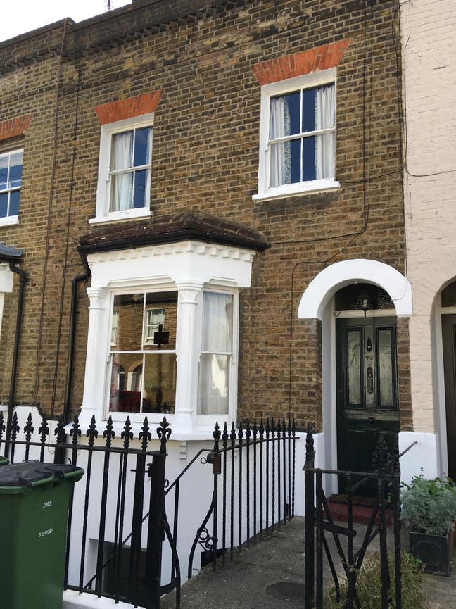 Room for rent  Main Photo