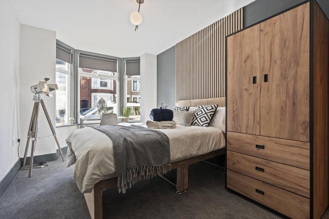 Large double rooms high spec BRAND NEW Main Photo