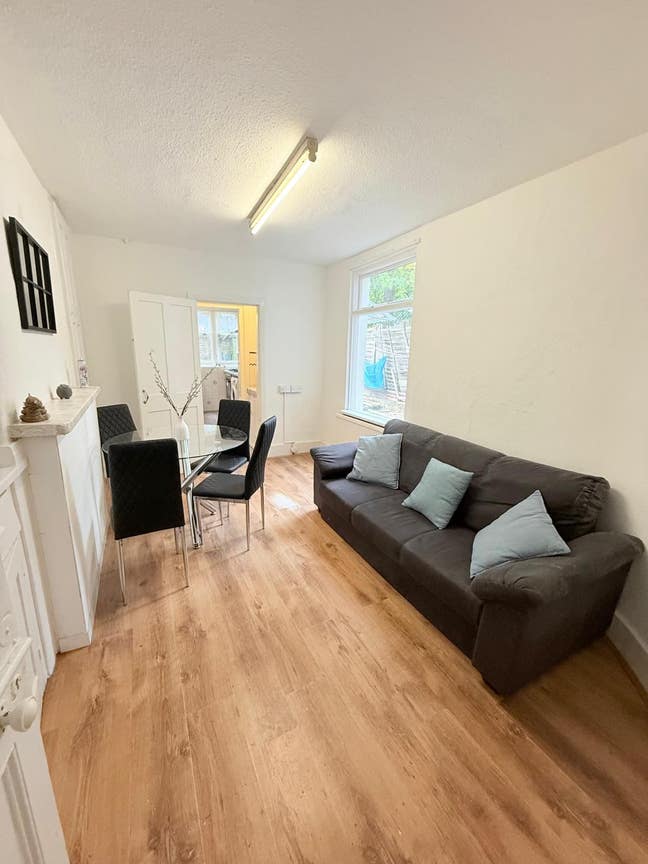 Room in Loveley House In StokeNewington All Includ Main Photo