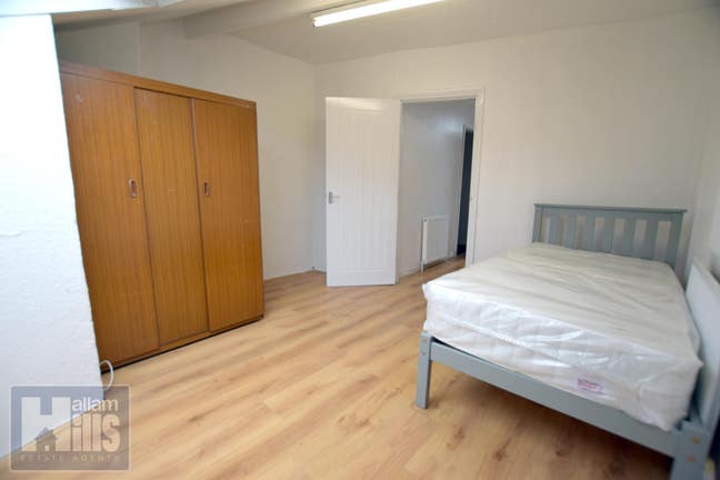 Room Available Now| Barnsley Road S5 Main Photo