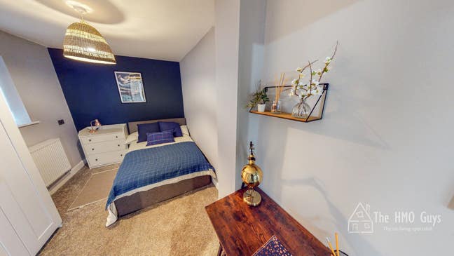 🌟 Fantastic Salford House – Beautiful Design Main Photo