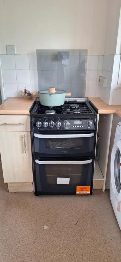 I double and 1 single rooms available  Main Photo