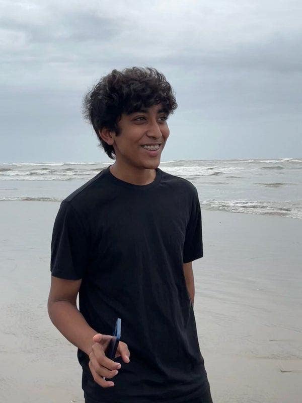 19M Student at King's would love to flatshare  Main Photo