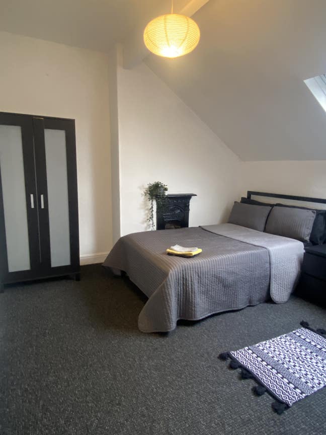 Armley Attic Room - All Bills Incl. Main Photo