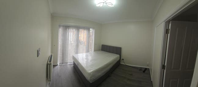 Rooms available for Let in Sundon Park area Main Photo