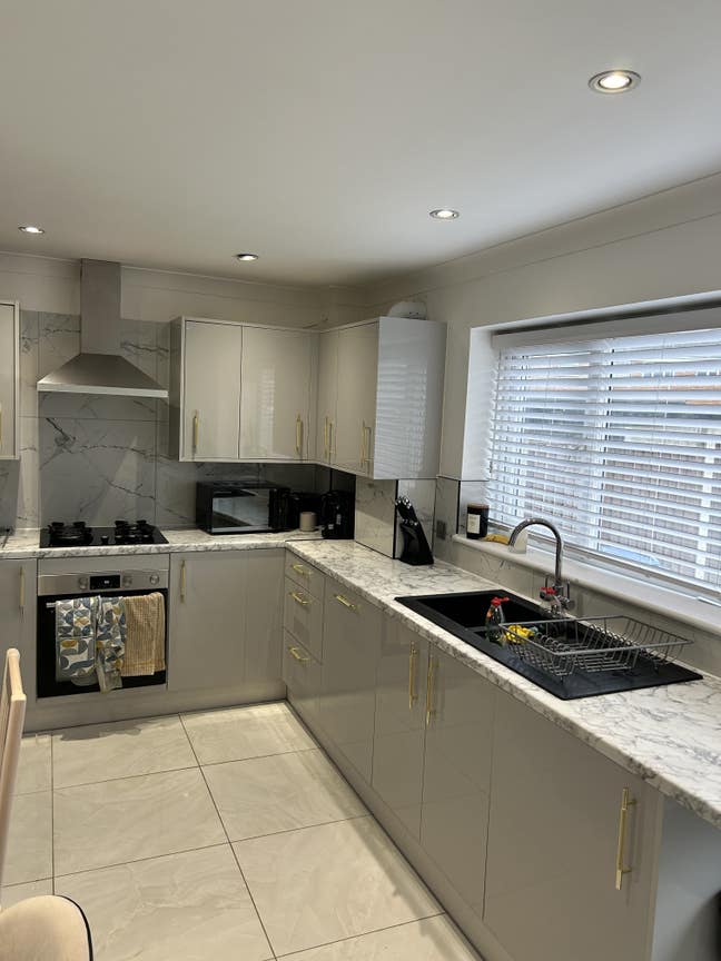 Double  room available to rent in Stanford le hope Main Photo