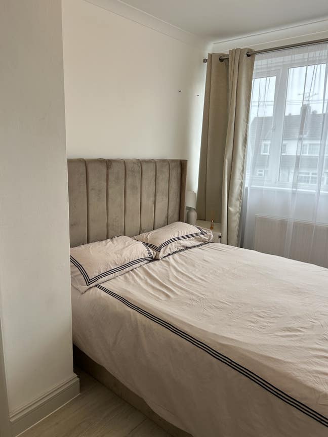 Double  room available to rent in Stanford le hope Main Photo
