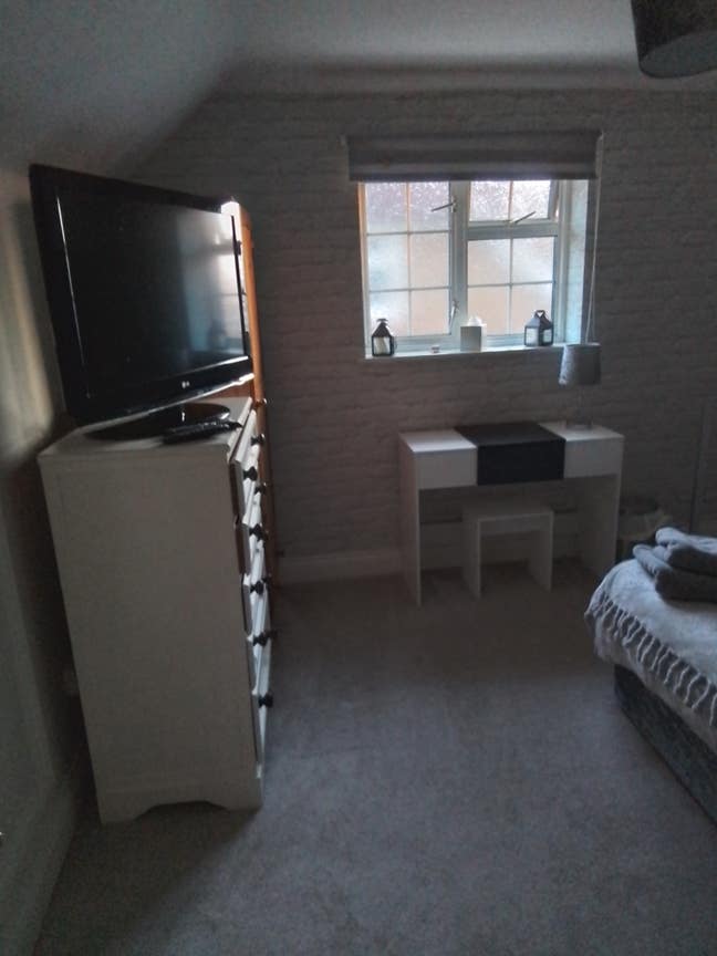 Double Room KT16 Main Photo