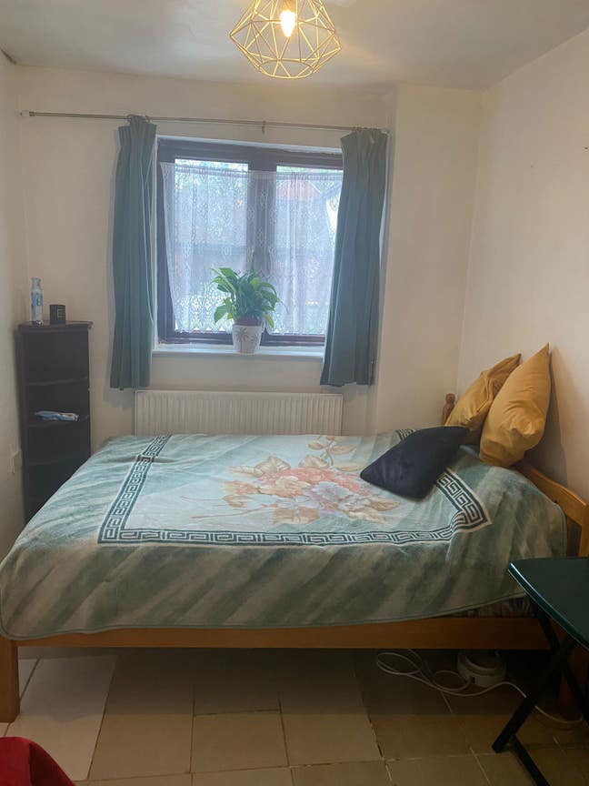 1 Bed studio room to rent  Main Photo