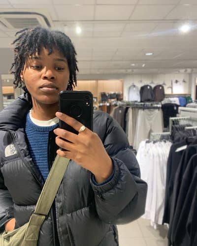 Social professional looking for Dbl Room ASAP Main Photo