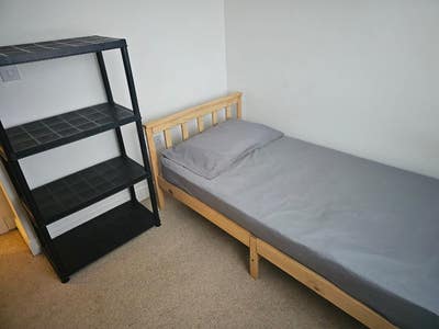 Room for rent in aylesbury  Main Photo