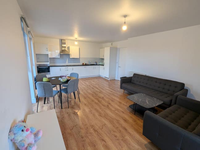 Double room near Barking station  Main Photo