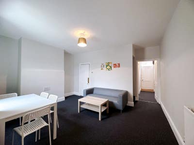 Newly refurbished 3 bed house in Bath  Main Photo